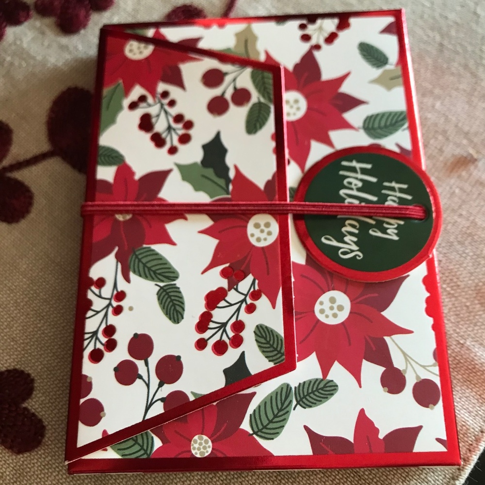 Gift Crd Box Happy Holidays Red Green and White Poinsettias